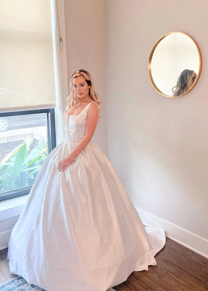 Leg Slit Ballgown Wedding Dress with Long Beautiful Train